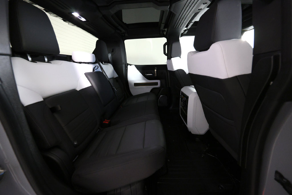 Used 2025 GMC Hummer EV 3X AWD/4WD image 13