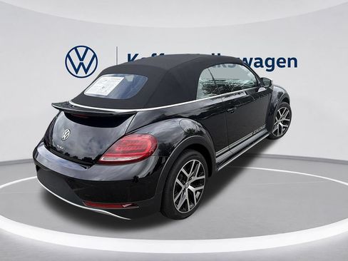 Used 2018 Volkswagen Beetle 2.0T Dune FWD image 4
