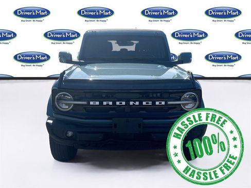 Used 2021 Ford Bronco Outer Banks image 2