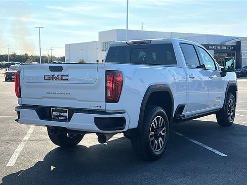 Used 2023 GMC Sierra 2500 AT4 w/ AT4 Premium Plus Package image 8