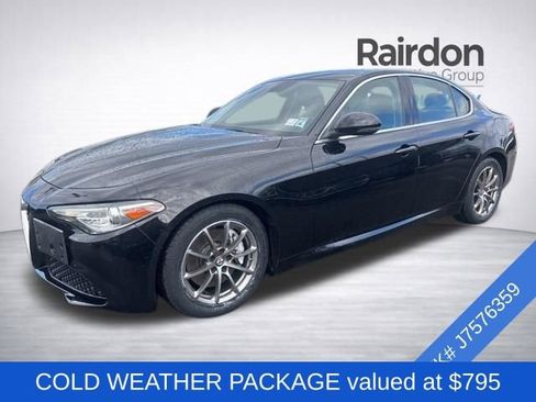 Used 2018 Alfa Romeo Giulia Base image 3