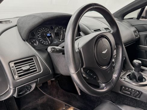 Used 2015 Aston Martin V8 Vantage GT RWD image 13