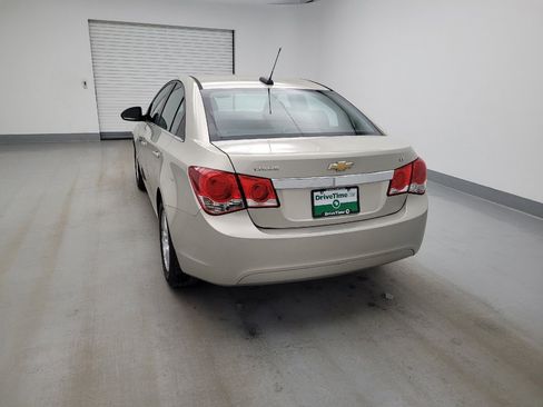 Used 2015 Chevrolet Cruze LT FWD image 6