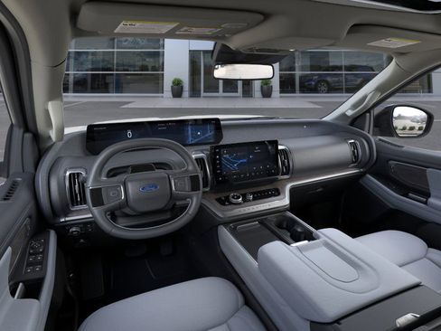 New 2026 Ford Expedition Max Platinum w/ Platinum Ultimate Package image 9