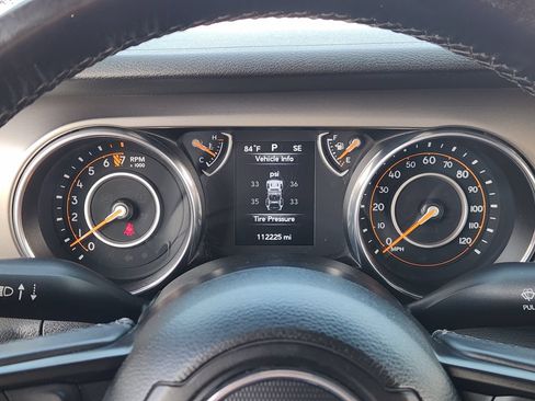 Used 2018 Jeep Wrangler Unlimited Sport S AWD/4WD image 12