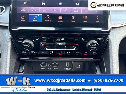Used 2024 Jeep Grand Cherokee Limited 4xe AWD/4WD image 37