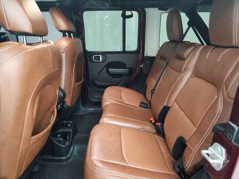 Used 2021 Jeep Wrangler Unlimited Sport AWD/4WD image 35