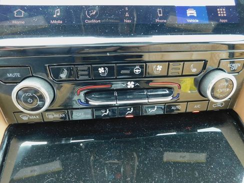 Used 2023 Jeep Grand Cherokee L Summit image 38