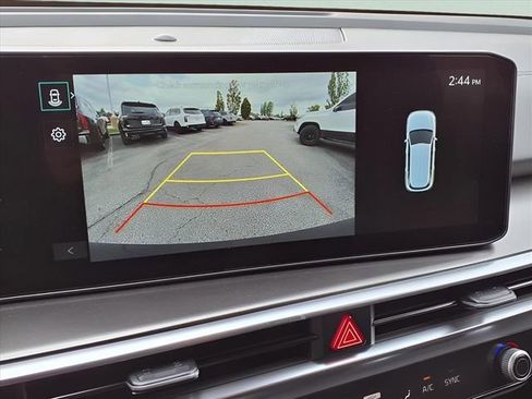 New 2025 Kia Sorento EX w/ EX Panoramic Sunroof Package image 12