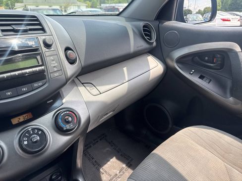 Used 2011 Toyota RAV4 4WD w/ Base L4 Extra Value Pkg image 12
