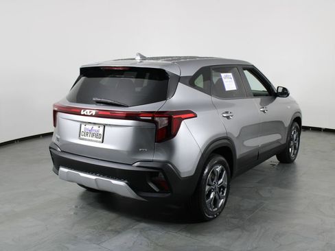 Used 2024 Kia Seltos LX AWD/4WD image 15