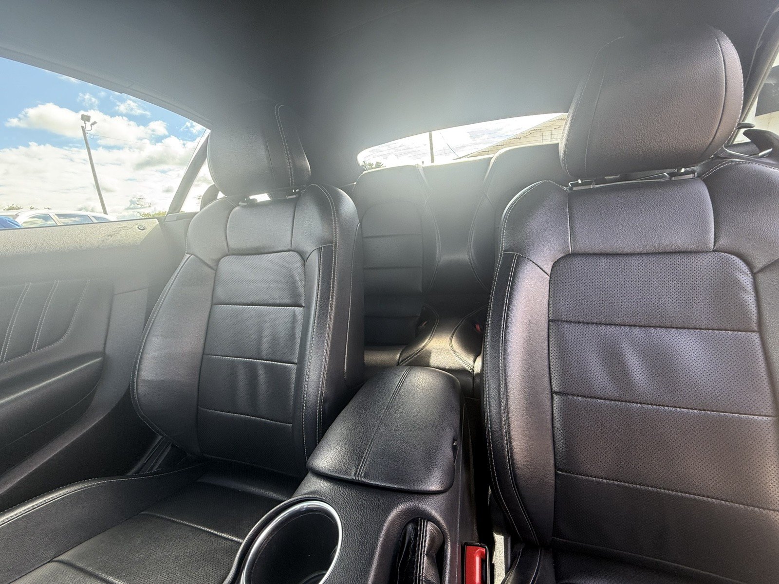 Used 2022 Ford Mustang Premium RWD image 11