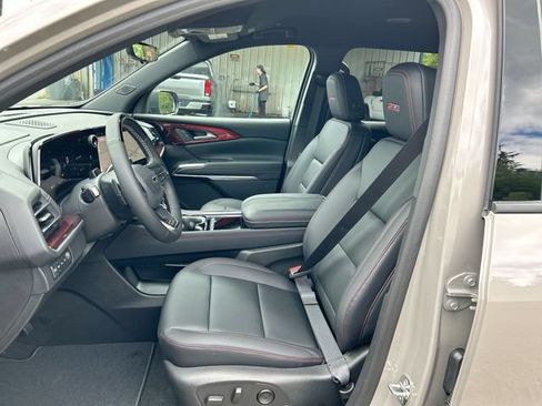 New 2026 Chevrolet Traverse Z71 w/ Enhanced Driving Package AWD/4WD image 19