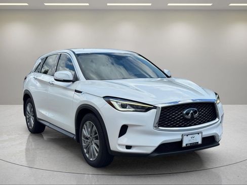 Used 2023 INFINITI QX50 Pure AWD/4WD image 7