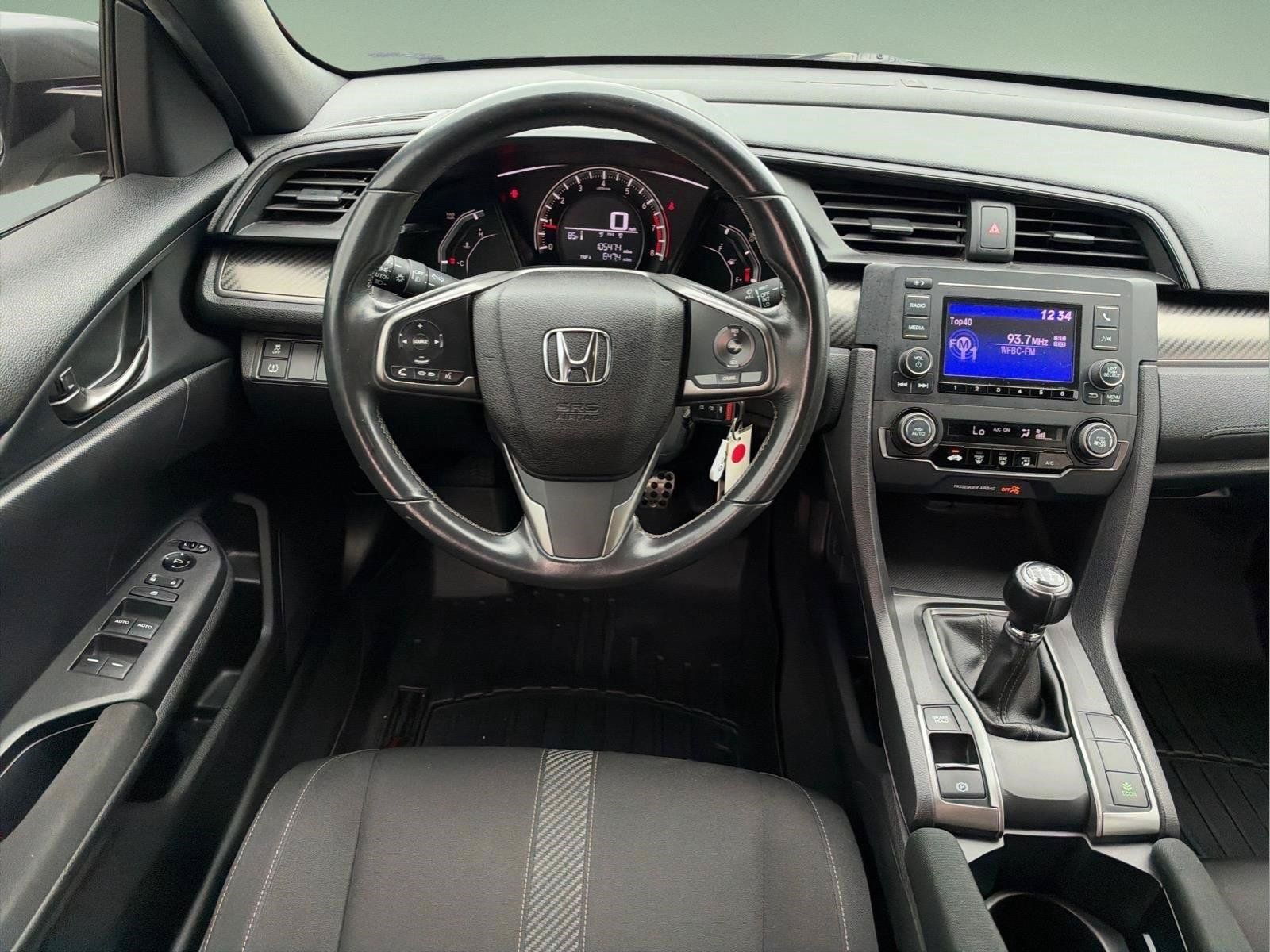 Used 2018 Honda Civic Sport image 15
