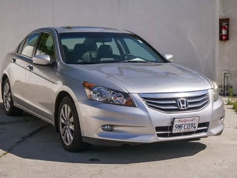 Used 2012 Honda Accord EX-L image 3