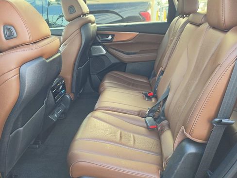 Used 2025 Acura MDX w/ Technology Package FWD image 5