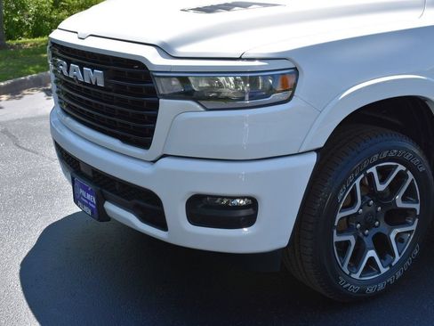 Used 2025 RAM 1500 Laramie w/ Sport Appearance Package AWD/4WD image 13