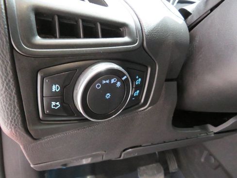 Used 2014 Ford Focus SE w/ Equipment Group 201A image 20