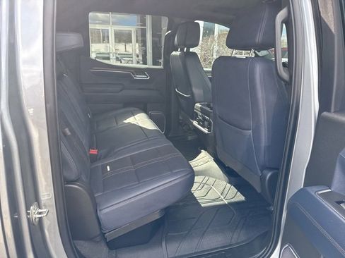 Used 2023 Chevrolet Silverado 1500 High Country image 13