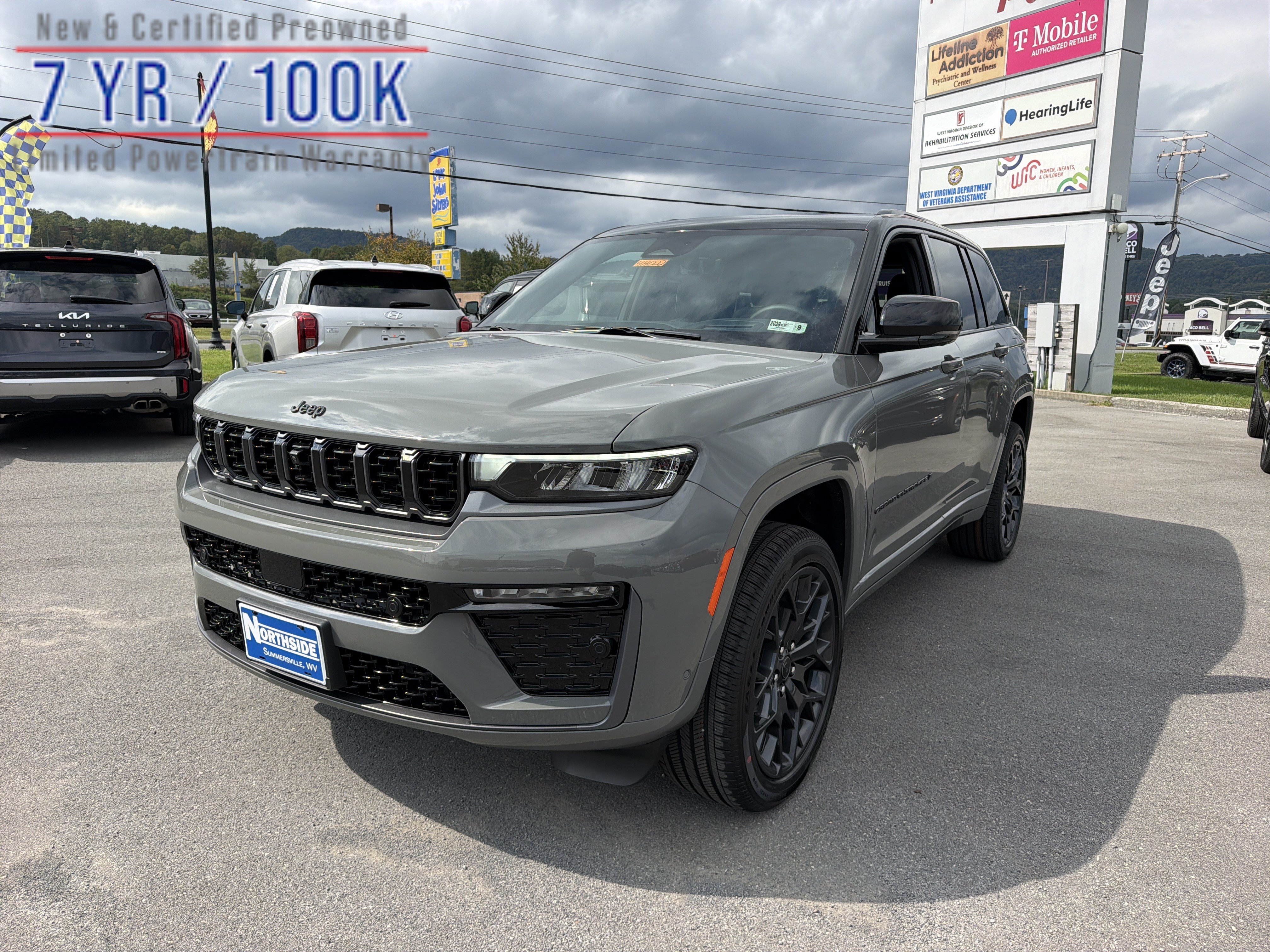 New 2027 Jeep Grand Cherokee Summit AWD/4WD image 1