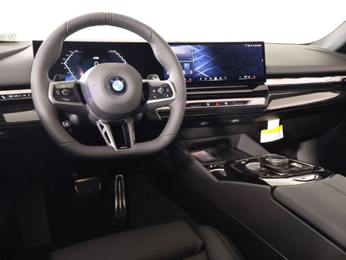 New 2026 BMW 530i xDrive w/ M Sport Package AWD/4WD image 2