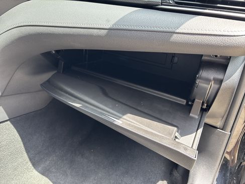 Used 2023 Toyota Camry SE FWD image 27