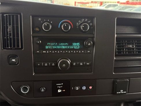 Used 2024 GMC Savana 2500 w/ Driver Convenience Package image 17