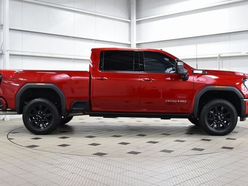 Used 2024 GMC Sierra 2500 AT4 w/ AT4 Premium Plus Package image 8