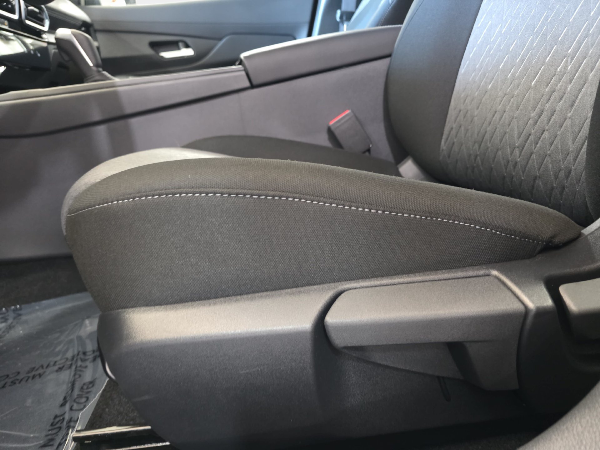 New 2027 Nissan Sentra SV w/ SV Convenience Package FWD image 28