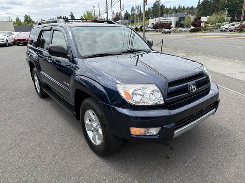 Used 2004 Toyota 4Runner SR5 w/ Preferred Accessory Pkg AWD/4WD image 10