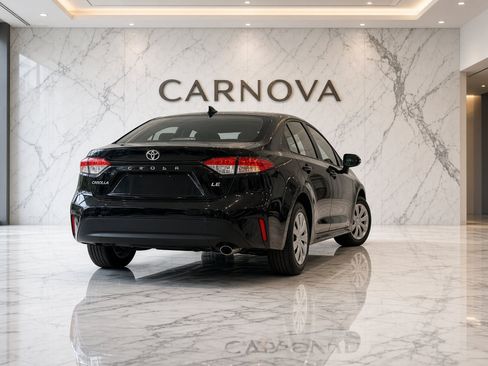 Used 2020 Toyota Corolla LE FWD image 3