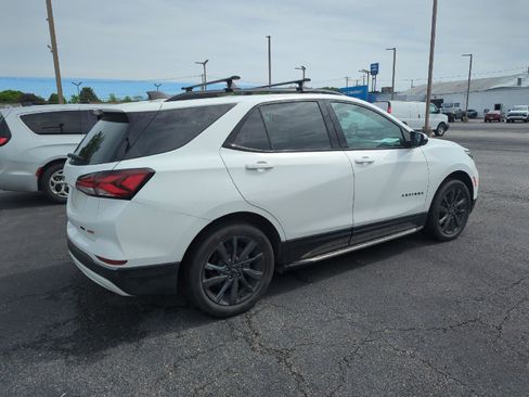Used 2023 Chevrolet Equinox RS w/ RS Leather Package AWD/4WD image 9
