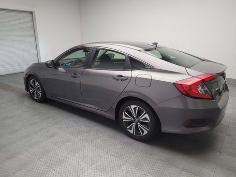 Used 2018 Honda Civic EX-T image 3