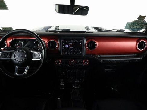 Used 2021 Jeep Wrangler Unlimited Rubicon AWD/4WD image 8