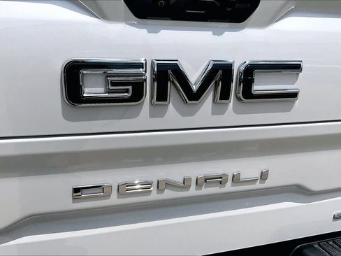 Used 2023 GMC Sierra 1500 Denali Ultimate AWD/4WD image 31