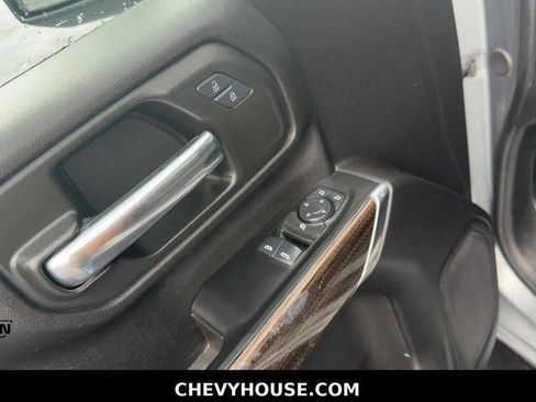 Used 2025 Chevrolet Silverado 2500 LT w/ Convenience Package AWD/4WD image 11