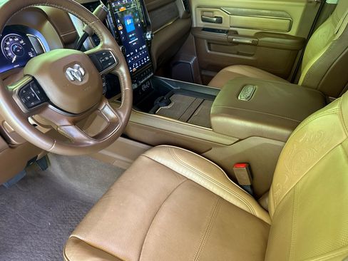 Used 2024 RAM 2500 Limited AWD/4WD image 11