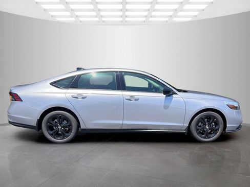 New 2025 Honda Accord SE image 6