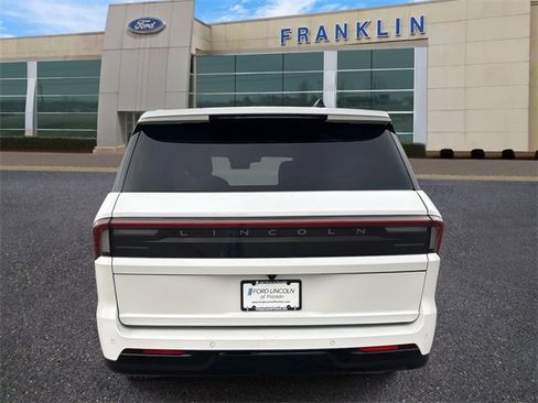 New 2026 Lincoln Navigator Black Label image 6