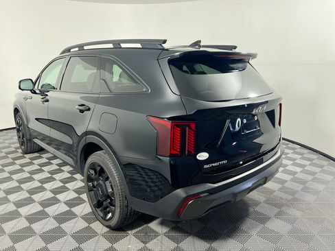Certified 2025 Kia Sorento SX image 7