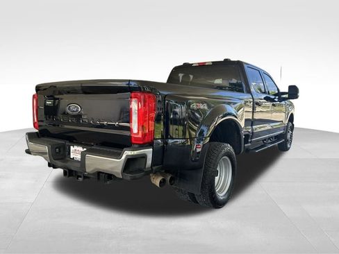 Used 2025 Ford F350 XLT AWD/4WD image 3