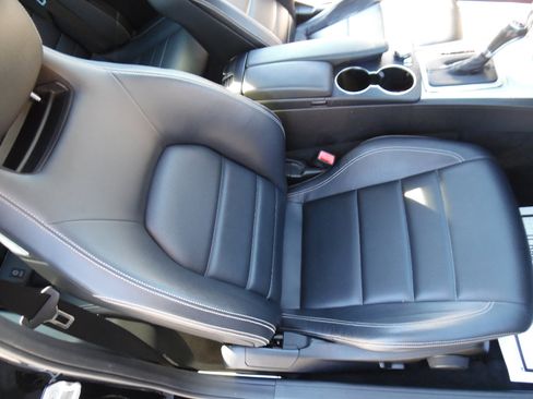 Used 2013 Mercedes-Benz C 250 Coupe w/ Multimedia Pkg image 19