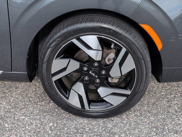 Used 2023 Kia Soul GT-Line w/ GT-Line Technology Package FWD image 11