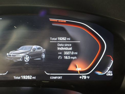 Used 2023 BMW 530i xDrive w/ Convenience Package AWD/4WD image 39