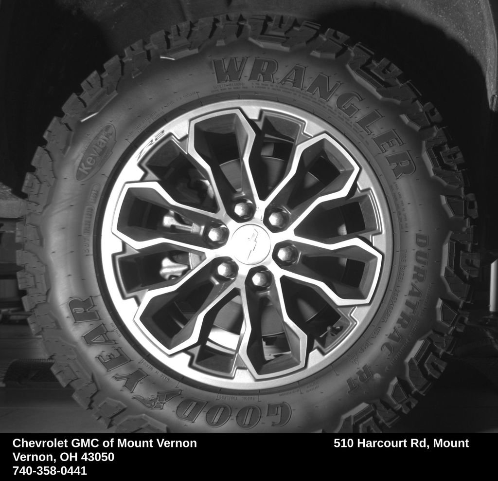 Used 2022 Chevrolet Colorado ZR2 AWD/4WD image 24
