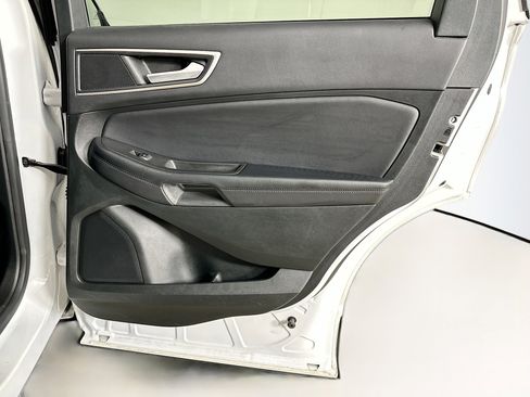 Used 2023 Ford Edge SEL image 29