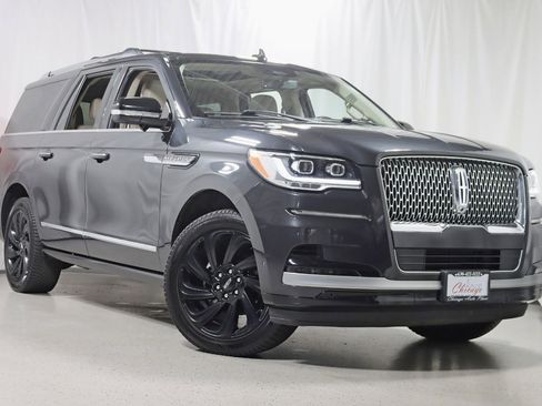 Used 2022 Lincoln Navigator L Reserve image 7