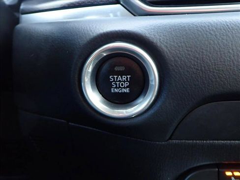 Used 2022 MAZDA CX-5 Carbon Edition image 24