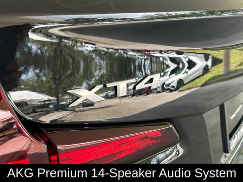 Used 2025 Cadillac XT4 Premium Luxury FWD image 19